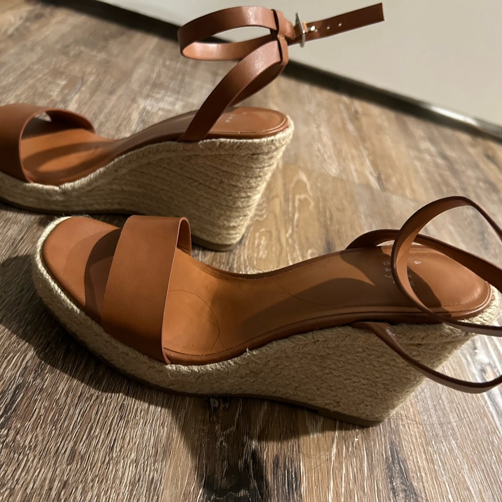Size 6 Wedges